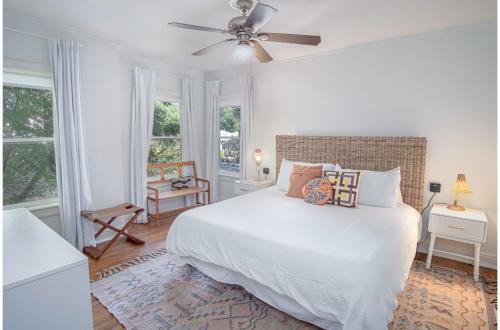 Close To Famous Attractions With Hot Tub And Fire Pit