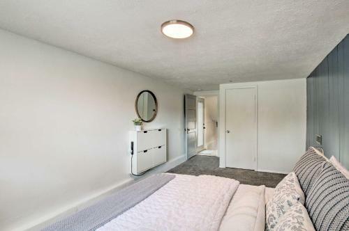 Family-friendly Logan Getaway With Yard And Grill