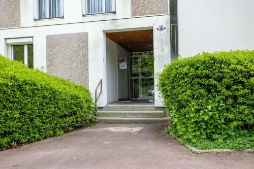 Apartamento Lecosymelunais : Parking Gratuit + Balcon Am�nag�