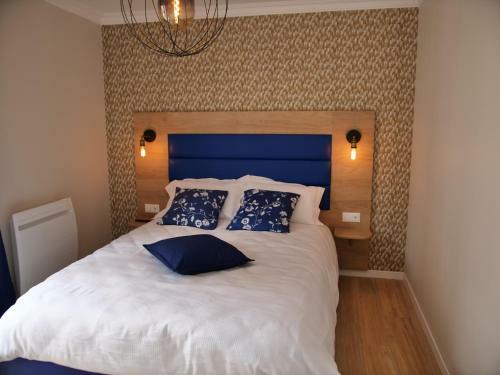 Hostal Room In Apartment - Blue Reves Apartment