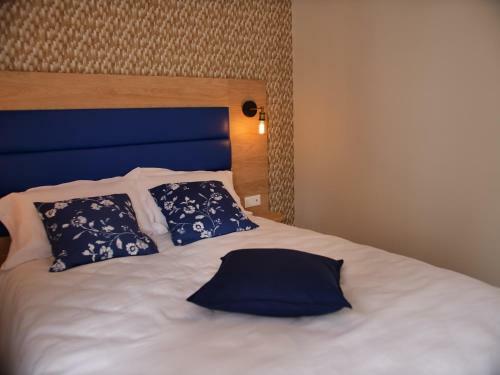Hostal Room In Apartment - Blue Reves Apartment