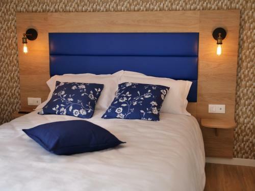 Hostal Room In Apartment - Blue Reves Apartment