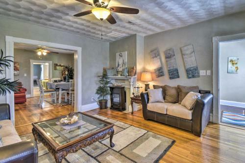 Portsmouth Apartment - 3 Blocks From Water!