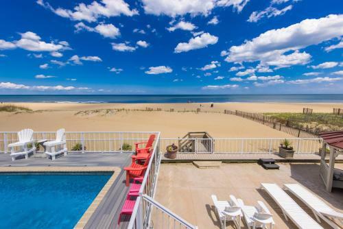 Seaside Sanctuary Oceanfront- Pool Open Year Round