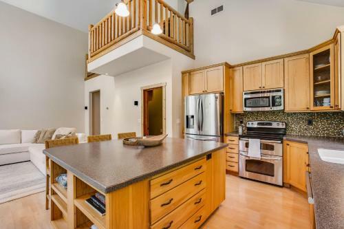 Cascade Lodge