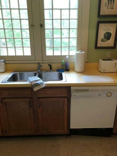 Greenbrier River Hideaway W/ 11 Acres Of Frontage!