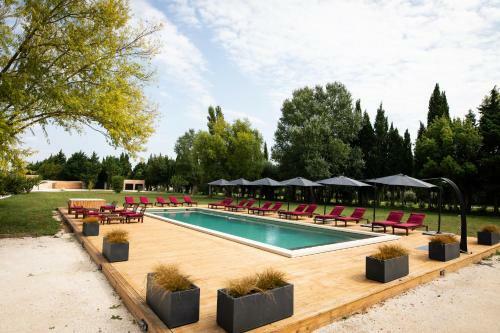Hostal L'insoup�onn�e Saint R�my De Provence