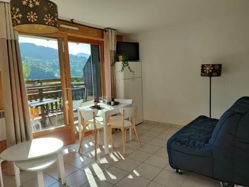 Apartamento Studio & Piscine Int�rieure, Vue Mont D'arbois