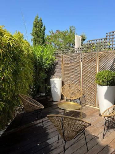 Apartamento L?atypique : 2 Chambres // Piscine // Parking