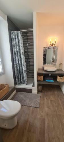 La Maison De Lily Au C?ur De La Cit� M�di�vale