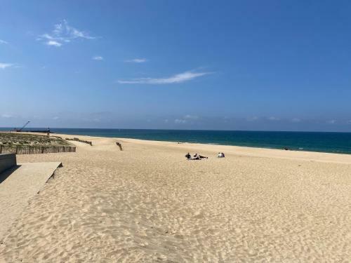 Villa De Charme Avec Piscine � 500m Des Plages