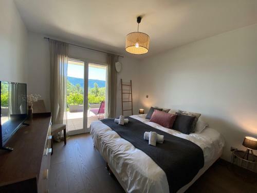 Apartamento Lake & Mountain View - Piscine, Parking, Terrasse