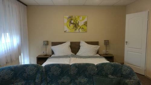 Hostal Hotel Ajka