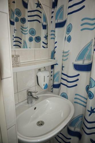 Hostal Hotel Ajka