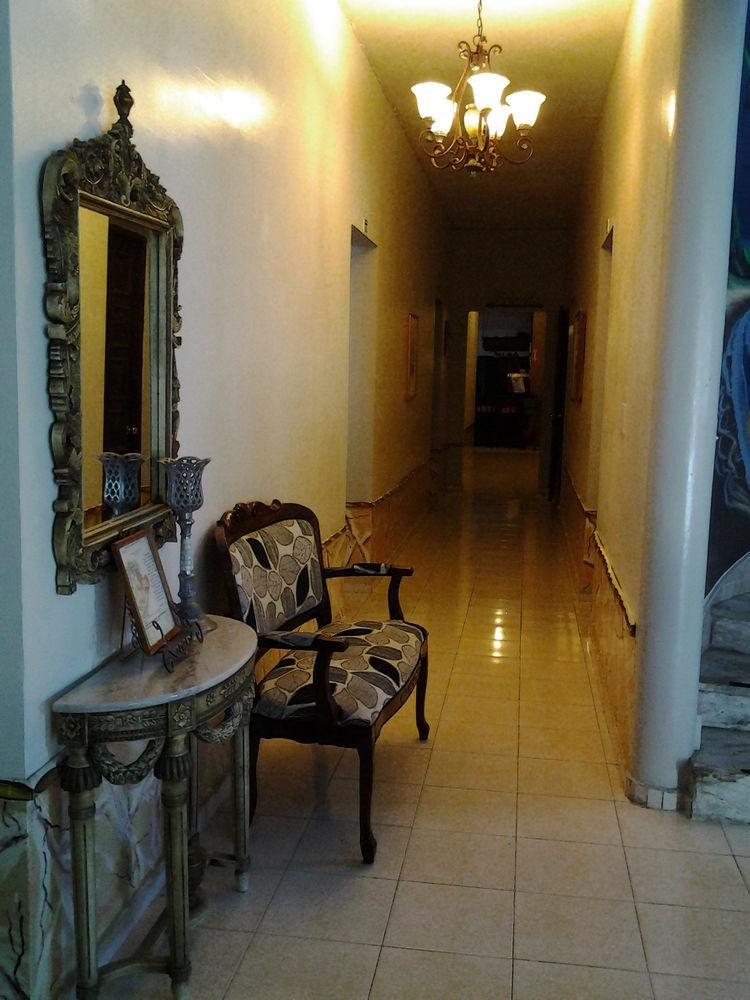 Green House Hotel