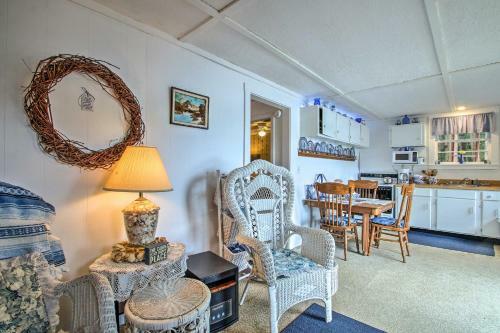 Hartford Cottage With Dock And Private Bch On Bear Pond