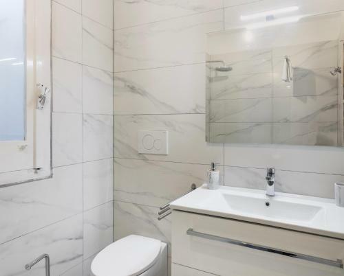 Trigona 4 Apartment