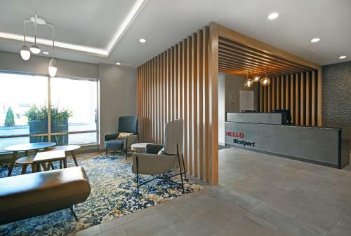 Hotel Towneplace Suites By Marriott Fall River Westport
