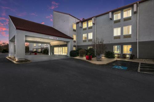 Hotel Red Roof Inn Plus+ Boston - Logan