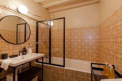 Apartamento "couleur Corail" Studio With Fireplace - City Center