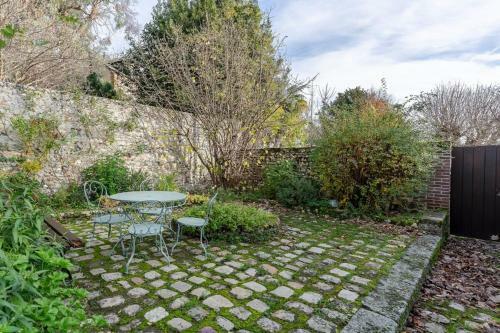 Apartamento "couleur Corail" Studio With Fireplace - City Center
