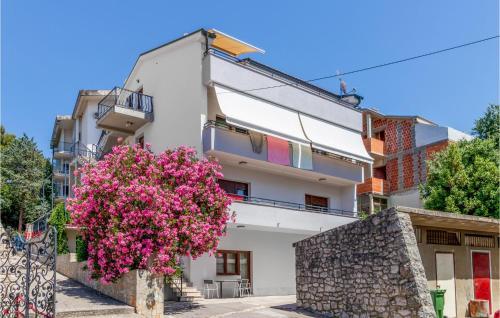Nice Apartment In Crikvenica With Wifi And 2 Bedrooms