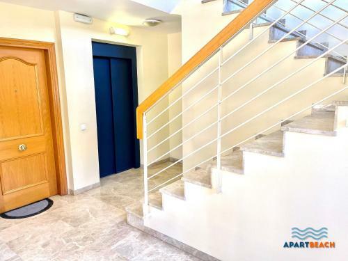 Apartbeach Illes Balears Junto Playa Y Parking