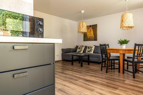 Sunny Garden Apartments Palanga