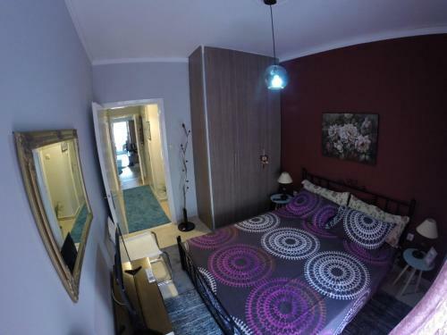 George Apartment