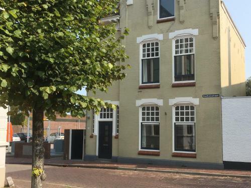Vakantiehuis Bij Sas Aan Zee