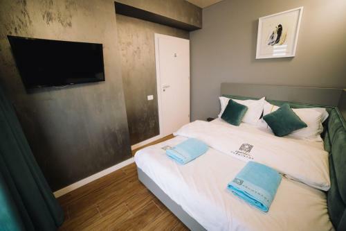 Signature Promenada Hotel Apartments
