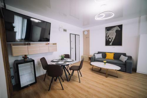 Signature Promenada Hotel Apartments