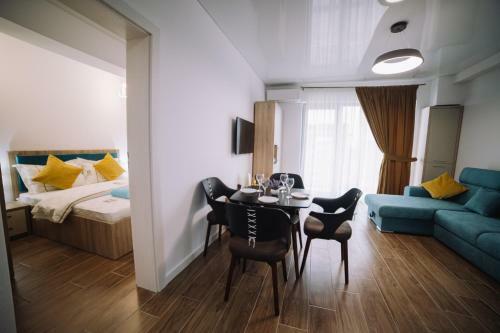 Signature Promenada Hotel Apartments