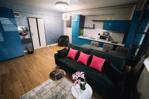 Signature Promenada Hotel Apartments
