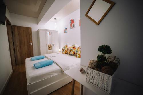 Signature Promenada Hotel Apartments