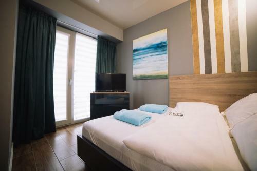 Signature Promenada Hotel Apartments