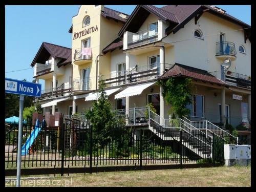 B&B Artemida