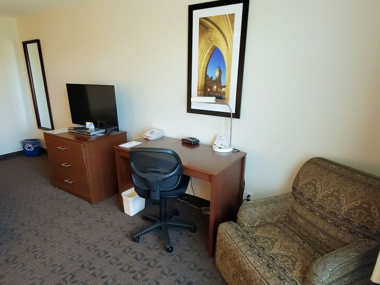 Hotel Days Inn Ottawa Airport