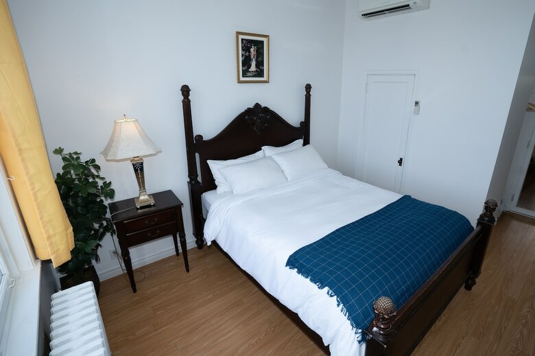 Hotel Manoir Des Remparts
