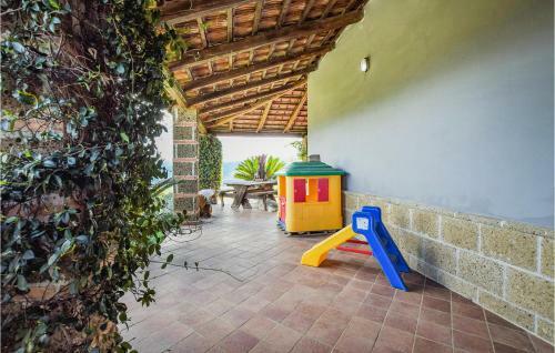 Amazing Home In Squille With Wifi And 4 Bedrooms