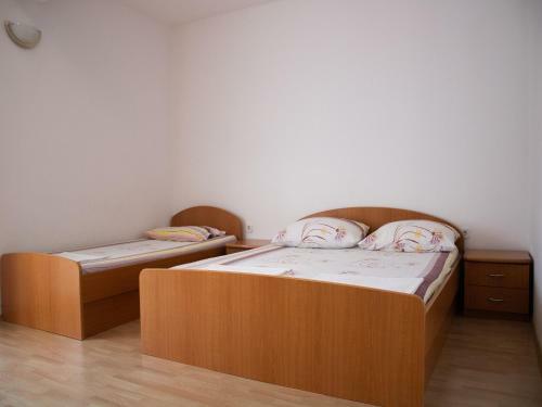 Apartments Josip