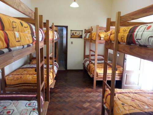 Albergue Villa Oropeza Guest House