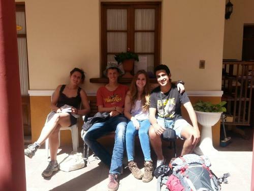 Albergue Villa Oropeza Guest House