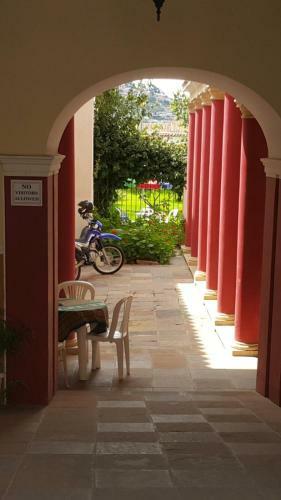 Albergue Villa Oropeza Guest House