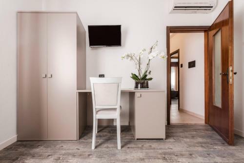 Hostal Affitta Camere Elena