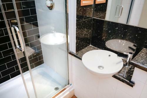 Apartamento Altido 2-br Apt Directly Next To Edinburgh Castle