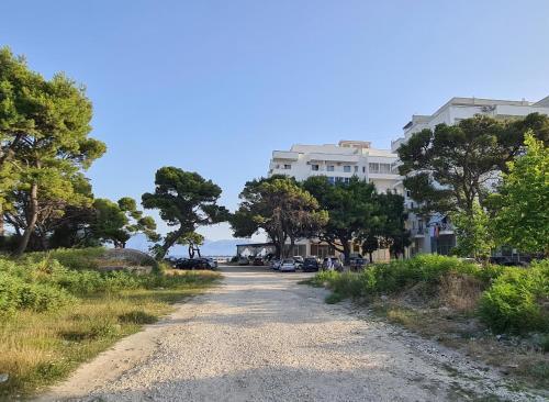 Sea View Apartment In Vlore - 008