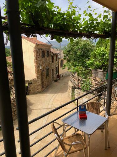 Hostal El Lago