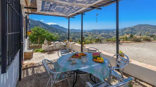 Cortijo Montes C�mpeta By Ruralidays