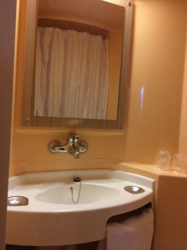 Hotel Premiere Classe La Ville Du Bois